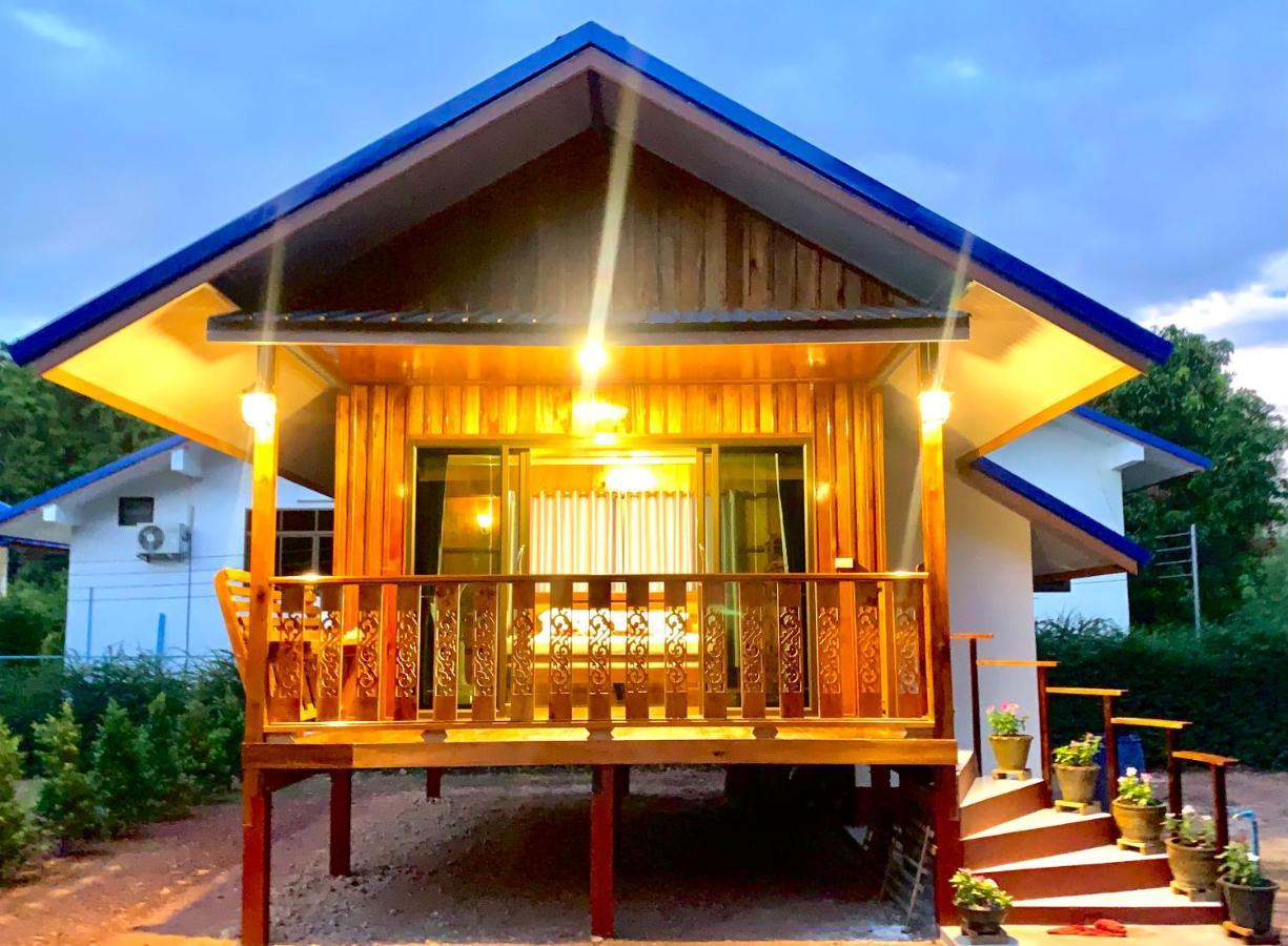 Koh Jum Paradise Resort Kültér fotó