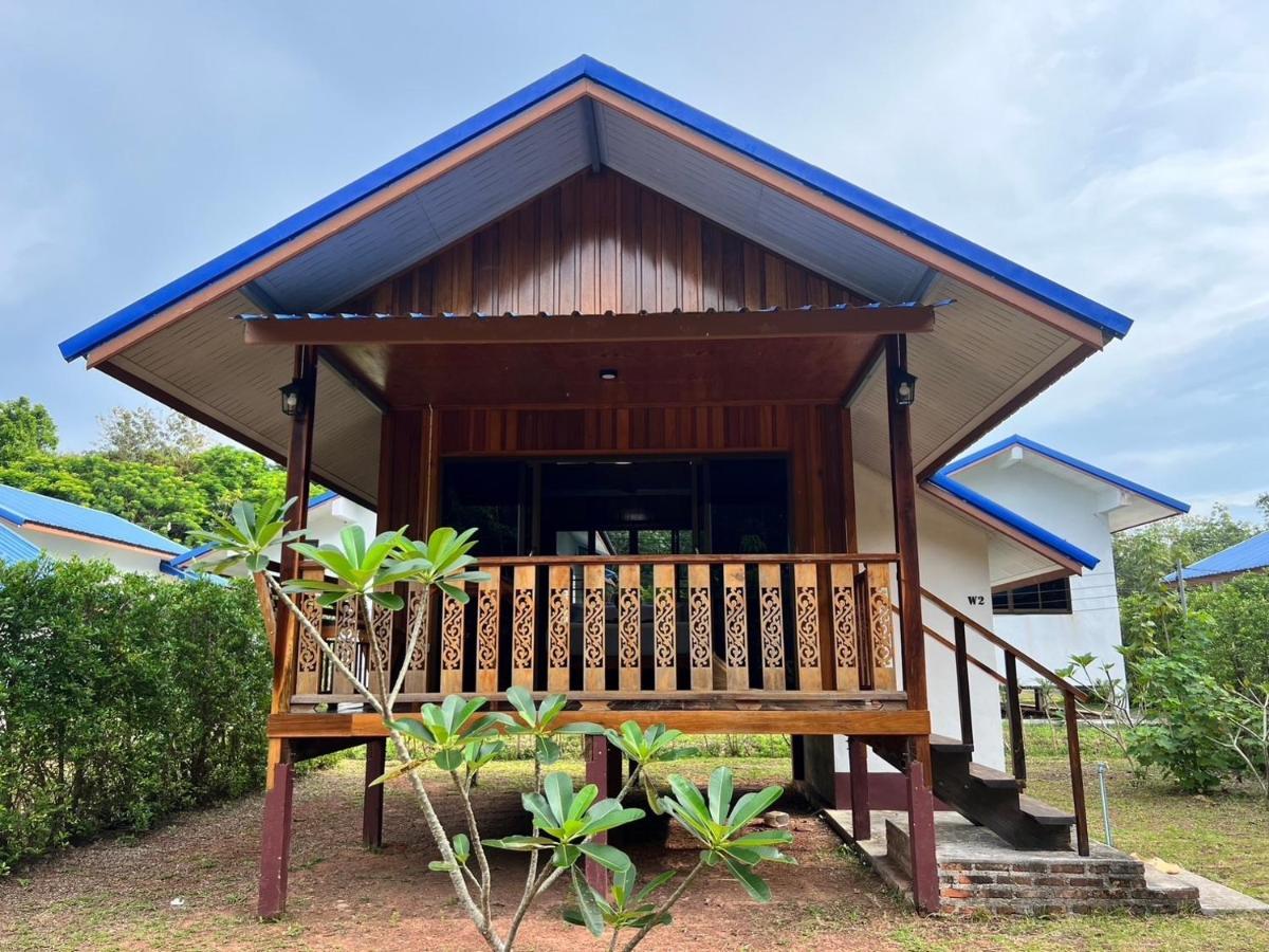 Koh Jum Paradise Resort Kültér fotó